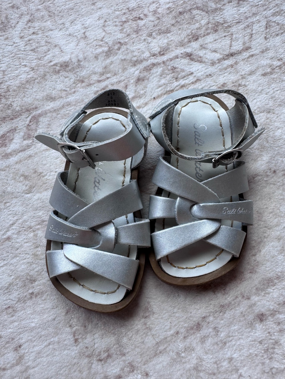 Baby girl / toddler saltwater leather sandals 5t